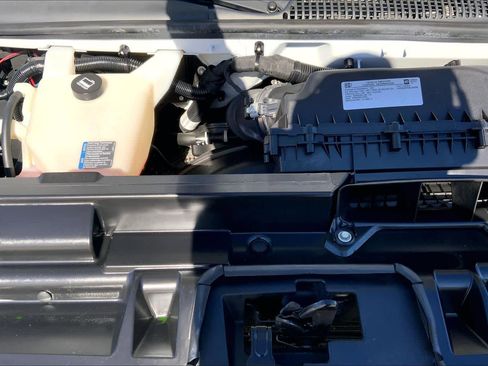 Used 2021 Chevrolet Express 2500 w/ Driver Convenience Package image 26