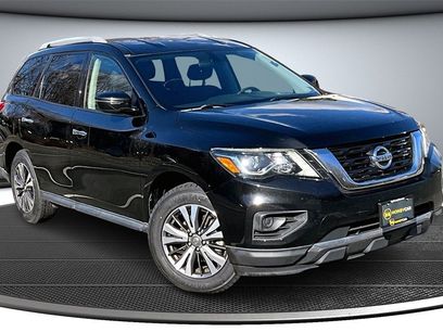Used 2020 Nissan Pathfinder S