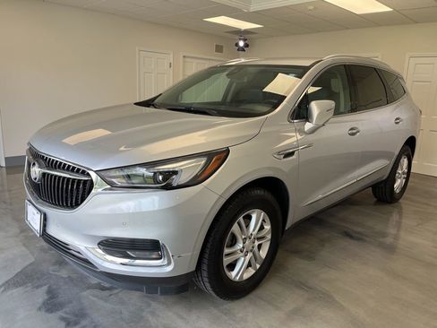 Used 2020 Buick Enclave Premium w/ Trailering Package, 5000 lbs. AWD/4WD image 4