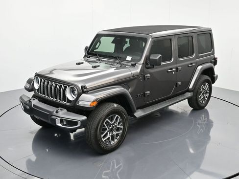 New 2026 Jeep Wrangler Unlimited Sahara image 27