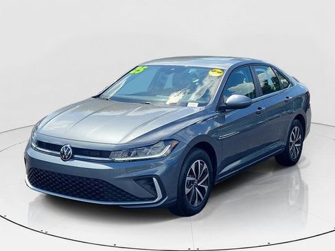 Certified 2025 Volkswagen Jetta S FWD image 27