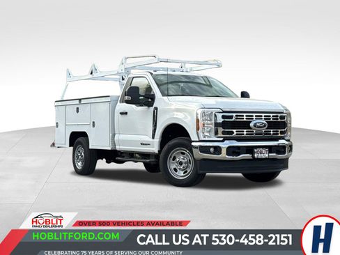 New 2026 Ford F350 XL w/ XL Chrome Package image 1