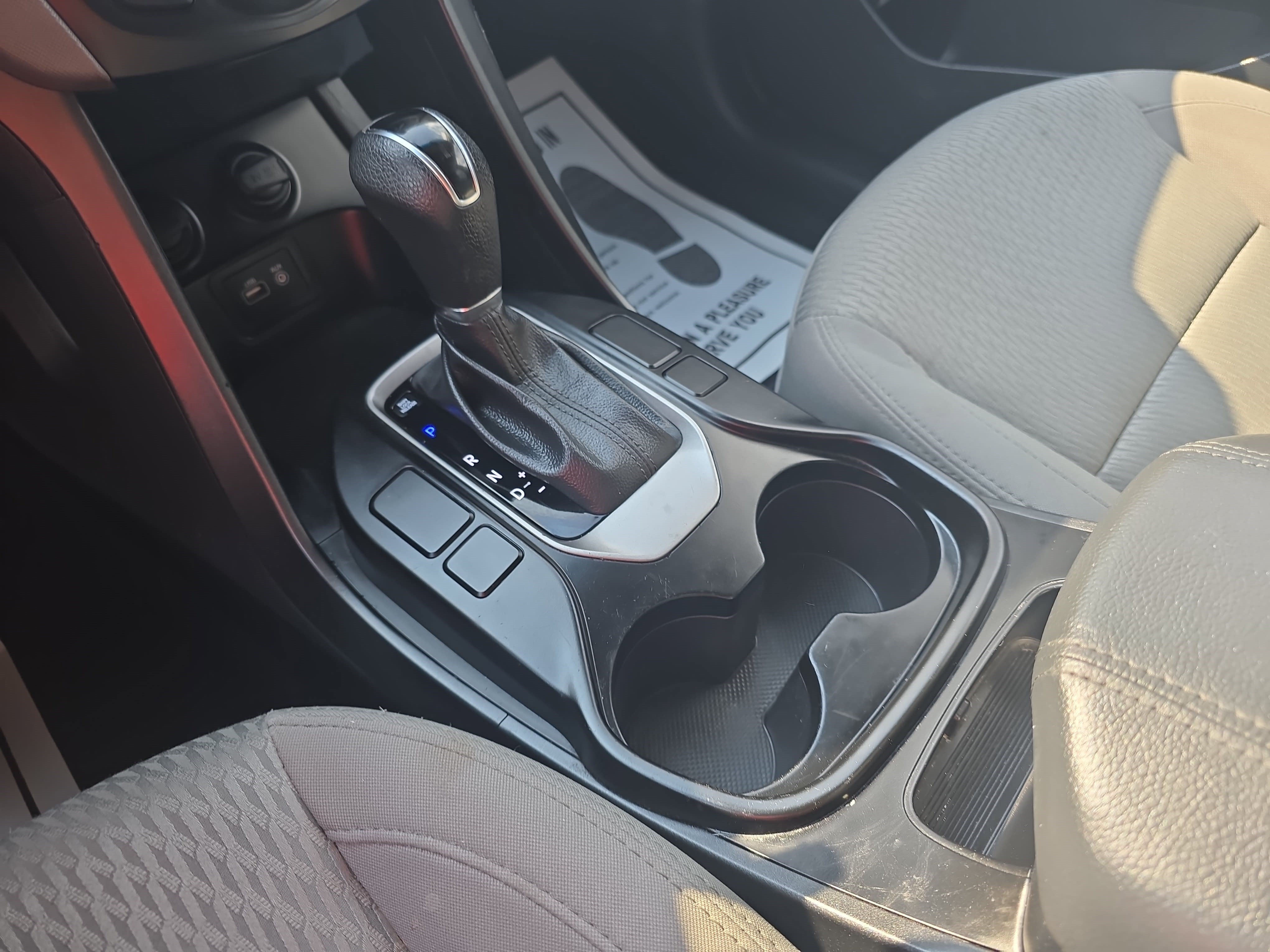 Used 2018 Hyundai Santa Fe Sport FWD image 23