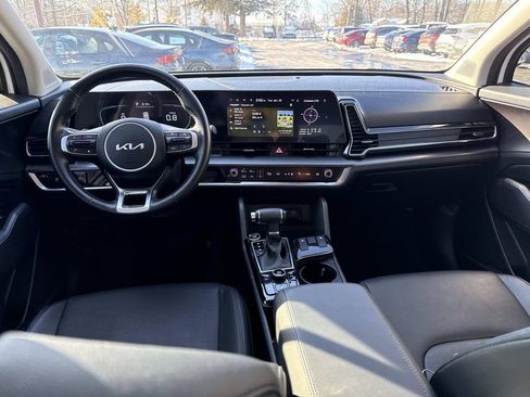 Used 2023 Kia Sportage EX image 12