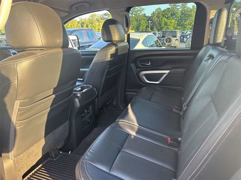 Used 2016 Nissan Titan SL AWD/4WD image 5