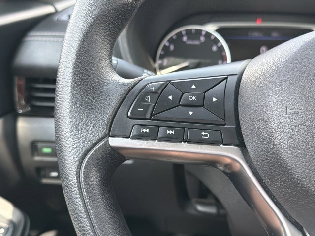 Used 2025 Nissan Sentra SV w/ Trunk Package FWD image 27