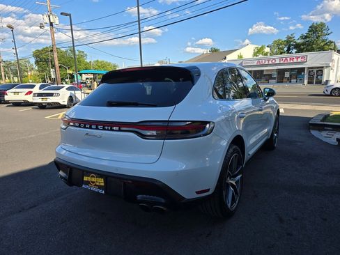 Used 2023 Porsche Macan S AWD/4WD image 3