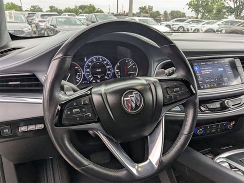 Used 2024 Buick Enclave Premium image 15