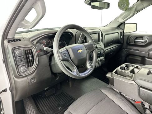 Used 2023 Chevrolet Silverado 1500 Custom image 10