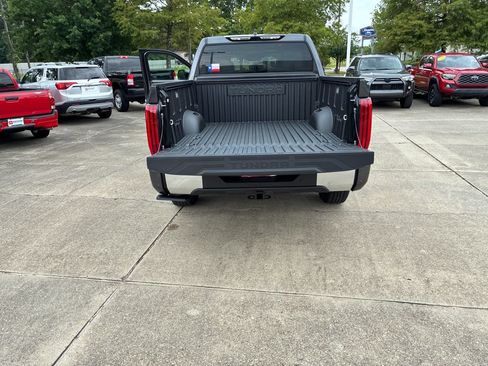 New 2026 Toyota Tundra Limited AWD/4WD image 31