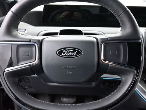 Used 2025 Ford Expedition Platinum w/ Stealth Performance Package image 22