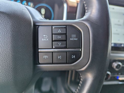 Used 2022 Ford F150 Lariat AWD/4WD image 17