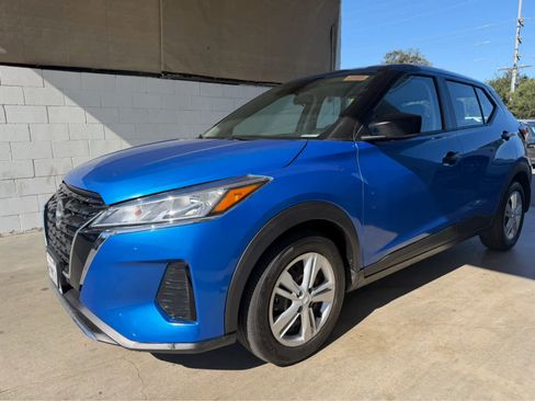 Used 2024 Nissan Kicks S FWD image 2