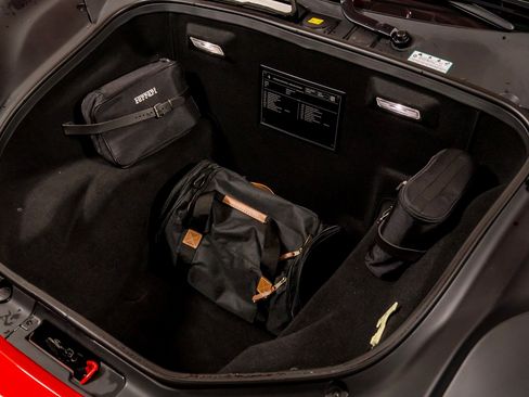 Certified 2019 Ferrari 488 GTB RWD image 40