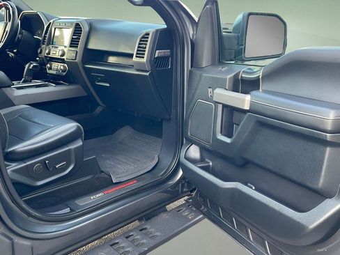 Used 2018 Ford F150 Raptor w/ Equipment Group 802A Luxury image 41