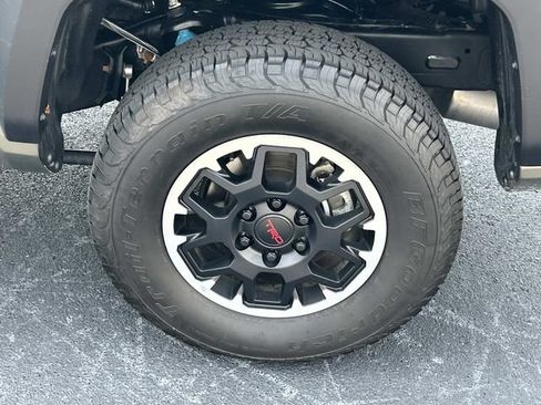 Used 2024 Toyota Tacoma TRD Sport AWD/4WD image 13