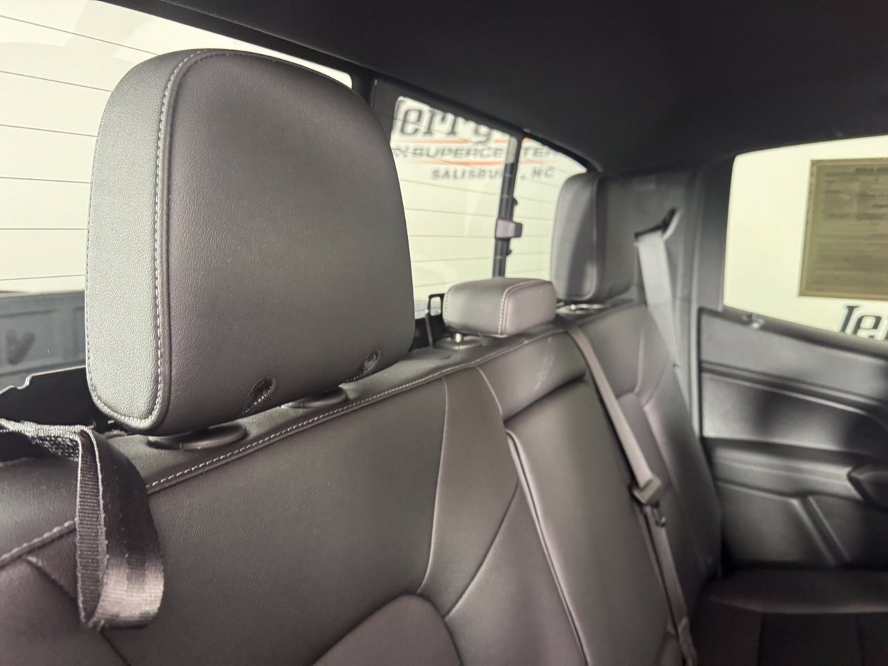Used 2023 Chevrolet Colorado LT w/ LT Convenience Package III RWD image 30