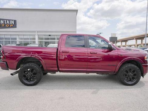 Used 2020 RAM 2500 Laramie w/ Night Edition AWD/4WD image 4