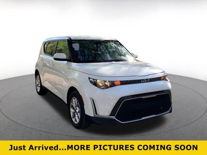 Used 2025 Kia Soul LX w/ LX Technology Package