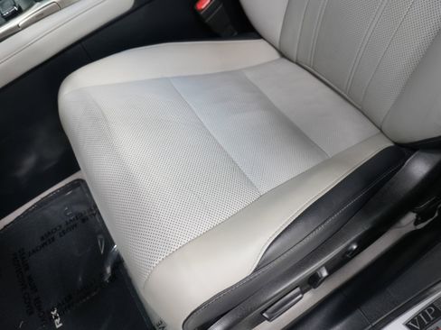 Used 2018 Lexus RX 350 FWD w/ Premium Package image 12