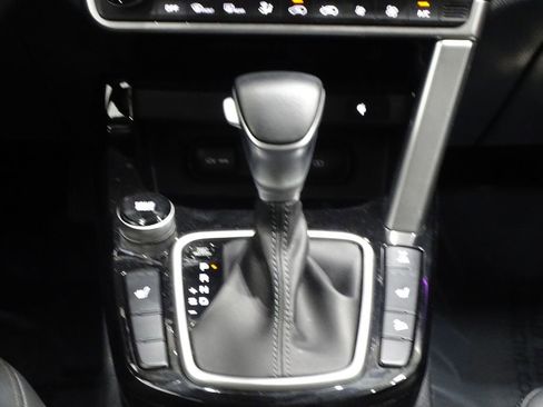 Used 2022 Kia Seltos SX image 39