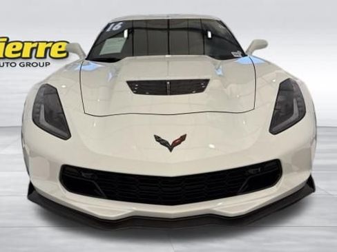 Used 2016 Chevrolet Corvette Z06 w/ 3LZ Preferred Equipment Group RWD image 8