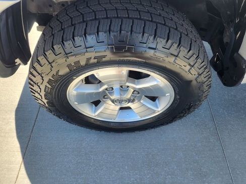 Used 2006 Toyota Tacoma PreRunner image 26