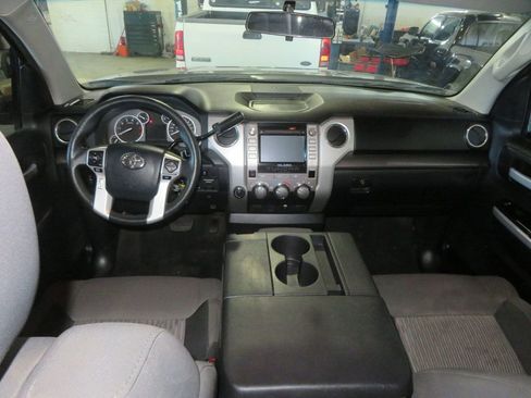 Used 2017 Toyota Tundra SR5 w/ TRD Off Road Package image 43