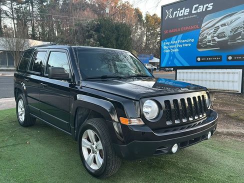 Used 2016 Jeep Patriot Latitude image 1