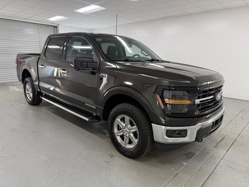 Used 2024 Ford F150 XLT w/ Mobile Office Package image 3