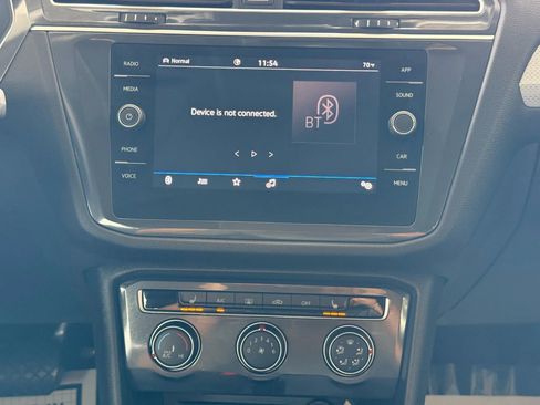 Used 2024 Volkswagen Tiguan S image 28