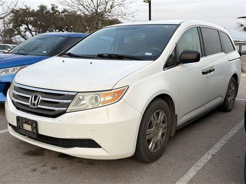 Used 2011 Honda Odyssey LX image 15