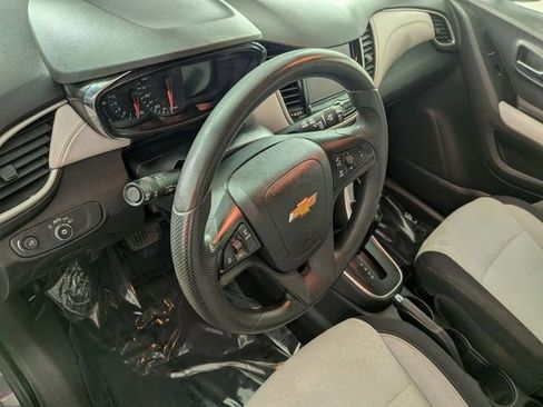 Used 2020 Chevrolet Trax LS w/ Tint and Cruise Package FWD image 18