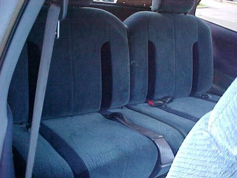 Used 1991 Toyota Previa LE RWD image 11