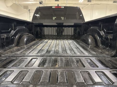 Used 2020 RAM 1500 Big Horn w/ Built-to-serve Edition image 23