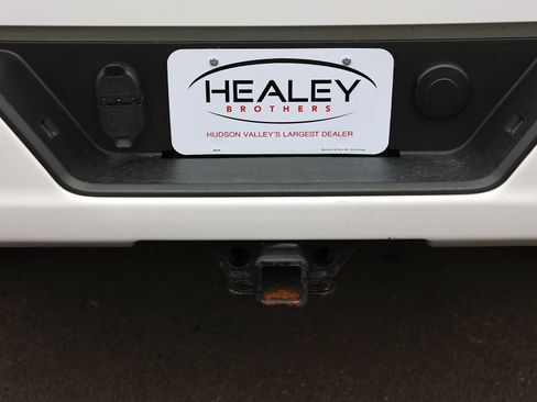 Used 2023 Chevrolet Silverado 1500 Custom image 17