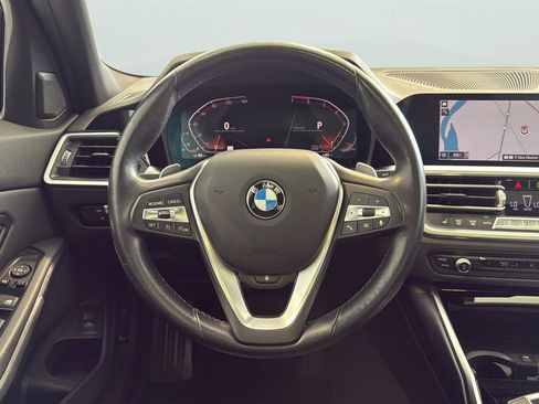 Used 2019 BMW 330i xDrive Sedan w/ Convenience Package AWD/4WD image 14