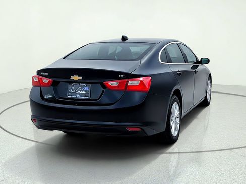 Used 2025 Chevrolet Malibu LT FWD image 7