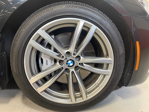 Used 2017 BMW 750i xDrive image 18