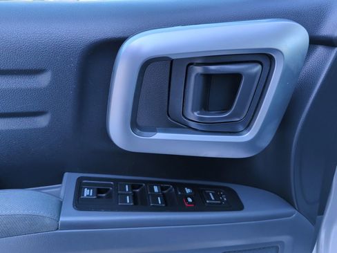 Used 2006 Honda Ridgeline RTS image 10