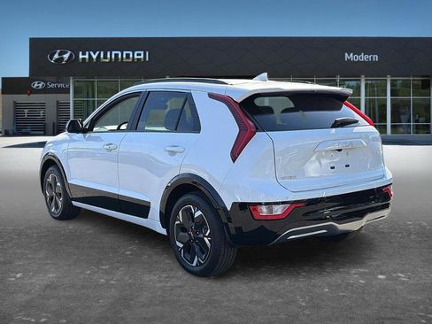 Used 2024 Kia Niro Wind FWD image 6
