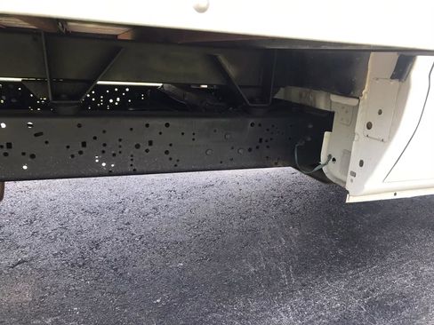 Used 2014 Ford E-350 and Econoline 350 Super Duty RWD image 32