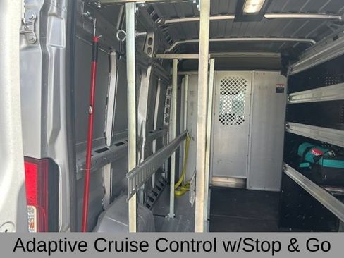 Used 2025 RAM ProMaster 2500 w/ Convenience Group FWD image 9