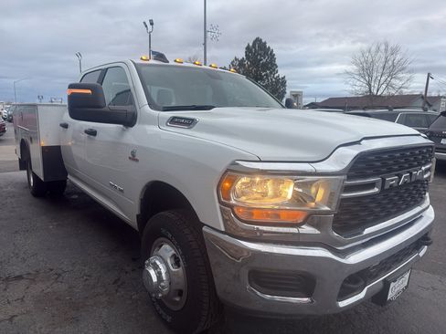 Used 2024 RAM 3500 SLT w/ Quick Order Package 2YG SLT image 4