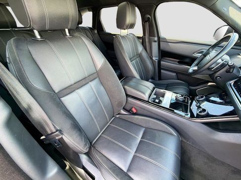 Used 2019 Land Rover Range Rover Velar R-Dynamic SE AWD/4WD image 14