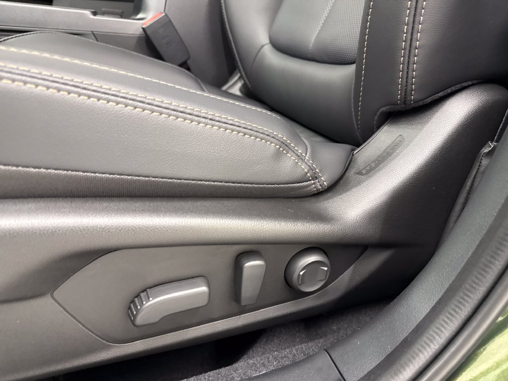 New 2026 Subaru Outback Limited AWD/4WD image 13