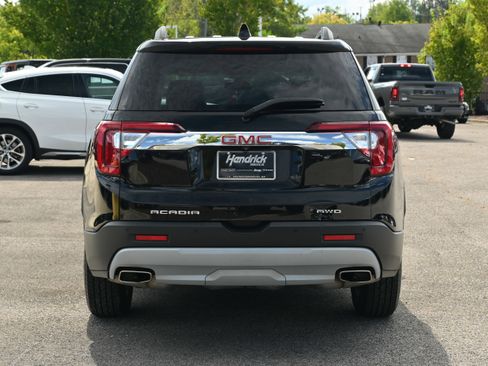 Used 2023 GMC Acadia SLT w/ Preferred Package image 15