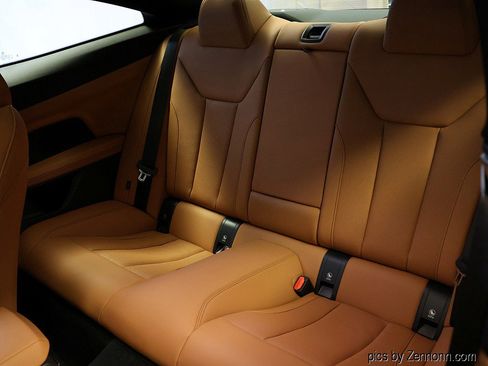 Used 2025 BMW 430i xDrive Coupe w/ Premium Package image 12