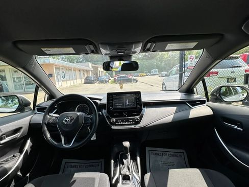 Used 2020 Toyota Corolla SE FWD image 24