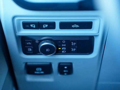 Used 2021 Ford F150 Limited image 32